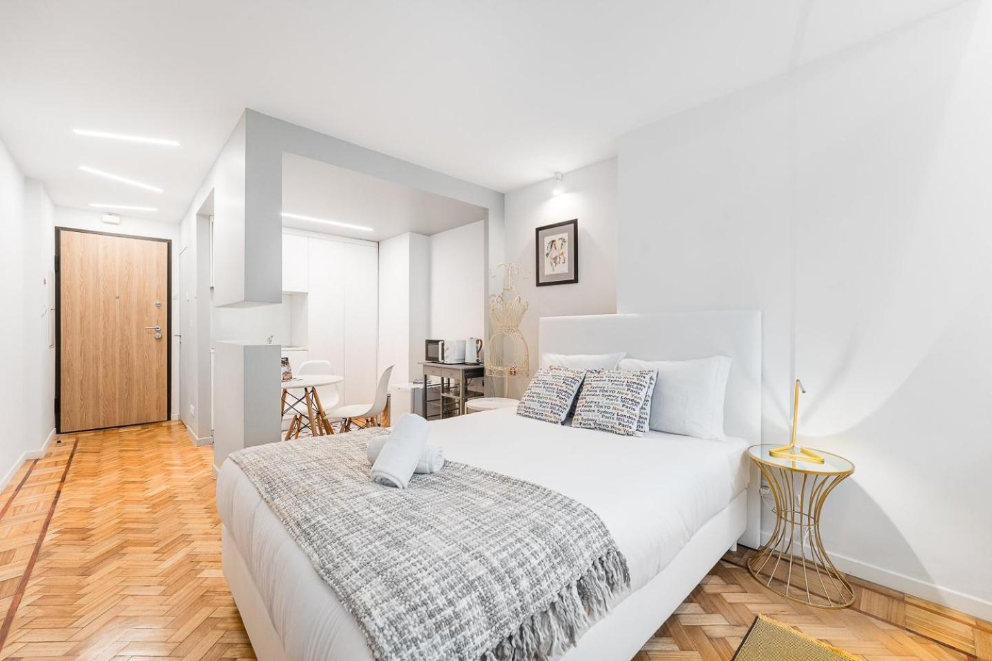 Guestready - Luminescence Near Carmo Church *